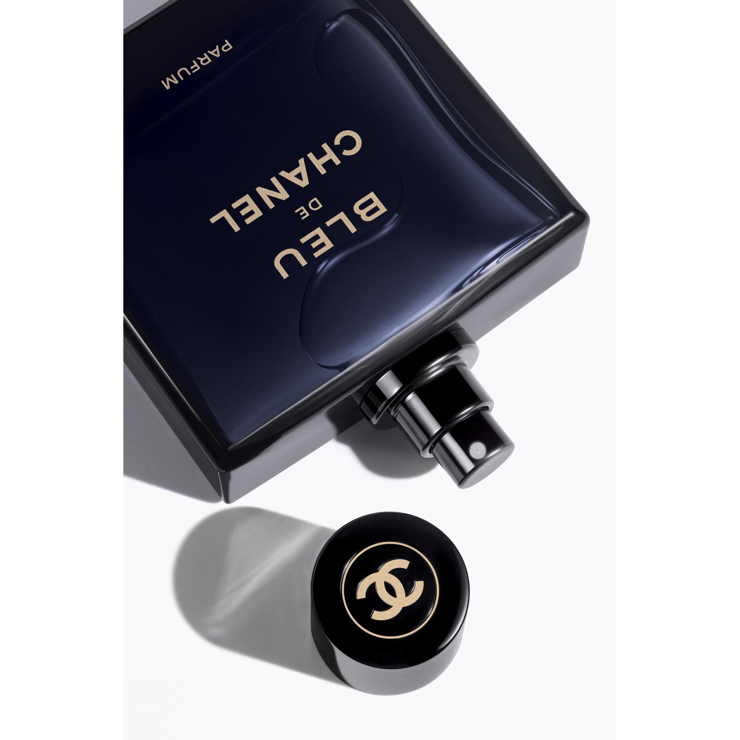 1693206081.0037sVrPAGEufebleu-de-chanel-parfum-spray-3-4fl-oz--packshot-alternative-v1-107180-8851960299550.jpg