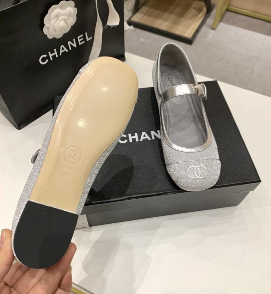 1725117057.4028MsiXSIKFSqChanel Mary Jane Shoes silver -05.jpg