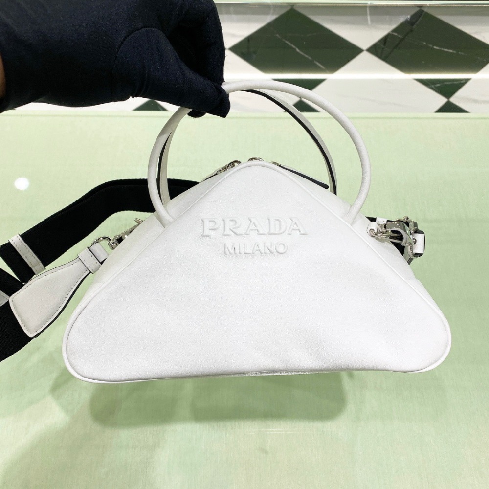 프라다 Prada 1BB082 탑 핸들백 25CM