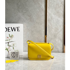 로에베 Loewe Goya 크로스 백 19CM