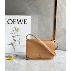 로에베 Loewe Goya 크로스 백 19CM